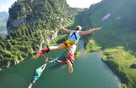 电子竞技app官方网-浓眉哥赛事官方发布挺进下一轮新规，MAD争议不断！